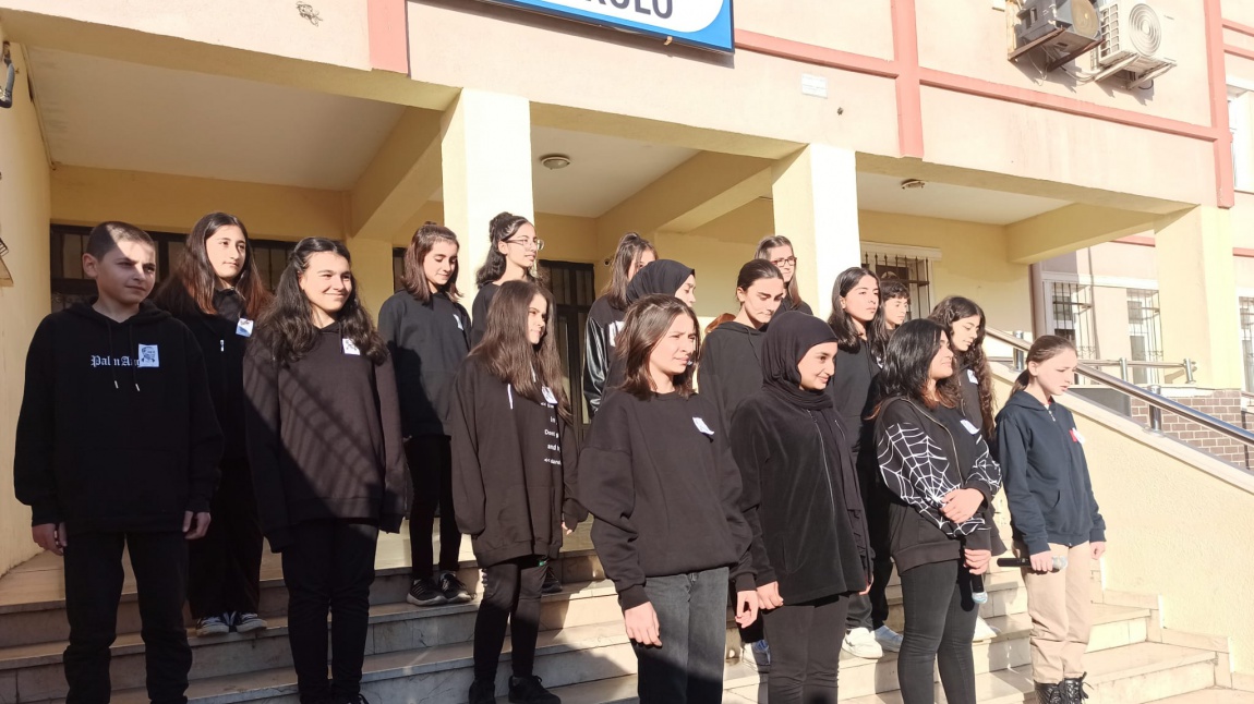 Okulumuzda 10 Kasım Atatürk'ü Anma Töreni Gerçekleştirildi.